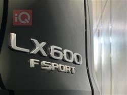 لێکزس LX